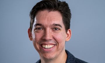 Tobias Véron